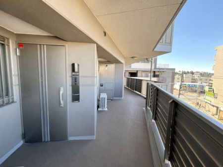 �����s�����]����3���ڂ̒��Ã}���V�����̌���