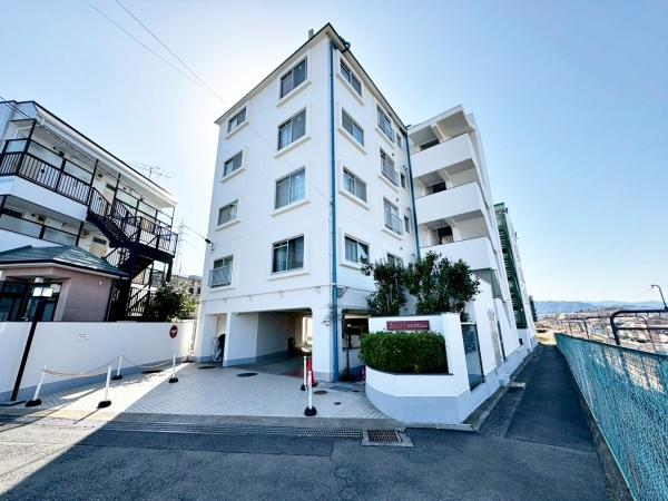 �����s�����q�s����钬�̒��Ã}���V�����̌��n�O�ώʐ^