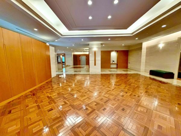 �����s���n��ΐ_�䒬2���ڂ̒��Ã}���V�����̃G���g�����X