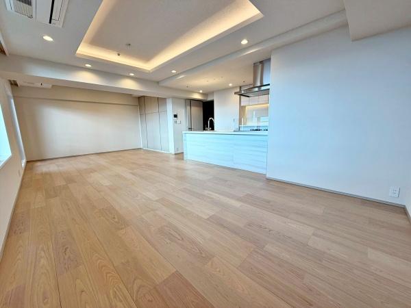 �����s���n��ΐ_�䒬2���ڂ̒��Ã}���V�����̃��r���O