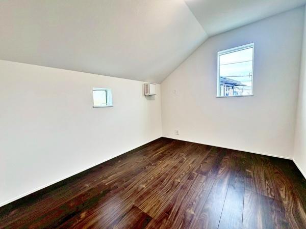 �����s�����q�s���[���̐V�z��ˌ��Ă̗m��