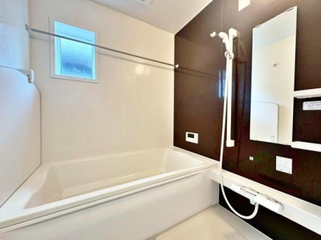 �����s�����q�s���[���̐V�z��ˌ��Ă̗���