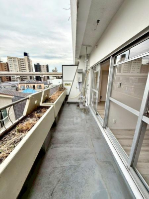 �����s������a��2���ڂ̒��Ã}���V�����̃o���R�j�[