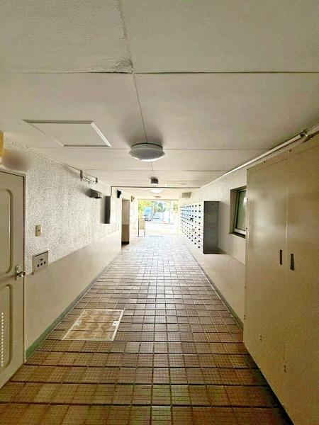 �����s�����扺�䑐2���ڂ̒��Ã}���V�����̃G���g�����X