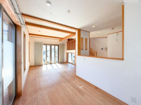 �����s�����q�s�茴���̒��È�ˌ��Ẵ��r���O