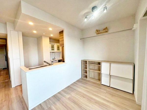 �_�ސ쌧���͌��s�����摊�͌�3���ڂ̒��Ã}���V�����̃��r���O