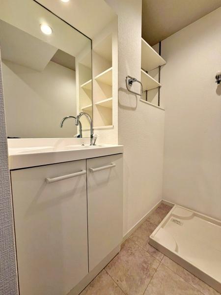 東京都杉並区和田1丁目の中古マンションの洗面台・洗面所