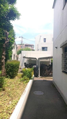 �����s���n��X���4���ڂ̒��Ã}���V�����̂��̑����p��