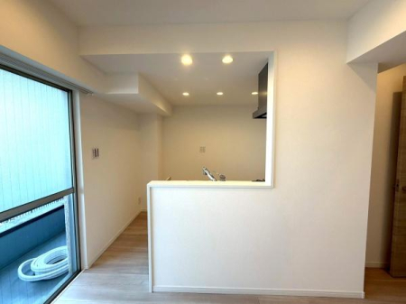 �����s����擌����4���ڂ̒��Ã}���V�����̃L�b�`��