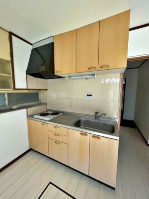 �����s�����s���n��3���ڂ̒��È�ˌ��ẴL�b�`��