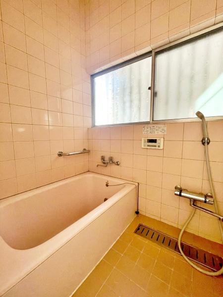 �����s�����s���n��3���ڂ̒��È�ˌ��Ă̗���