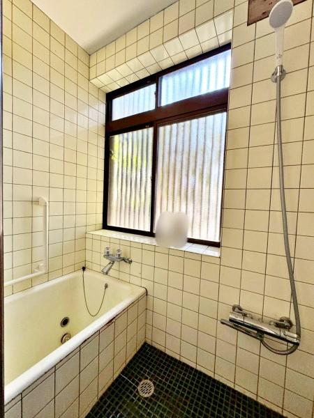 東京都八王子市散田町2丁目の中古一戸建ての浴室