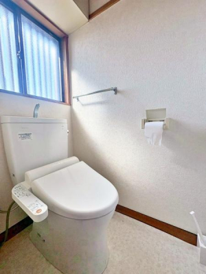 �����s�����q�s�U�c��2���ڂ̒��È�ˌ��Ẵg�C��