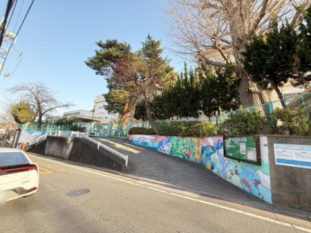 �����s������a��1���ڂ̒��Ã}���V�����̎��ӊ�