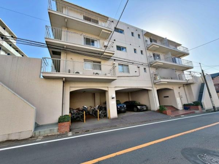 �����s���n�戮��3���ڂ̒��Ã}���V�����̌��n�O�ώʐ^