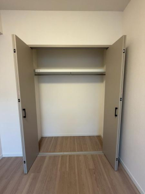 東京都練馬区貫井1丁目 13-22の中古マンションの収納