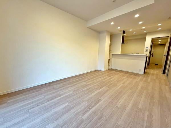 �����s���n��ш�1���� 13-22�̒��Ã}���V�����̃��r���O