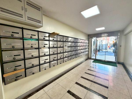 �����s�����{��2���ڂ̒��Ã}���V�����̃G���g�����X