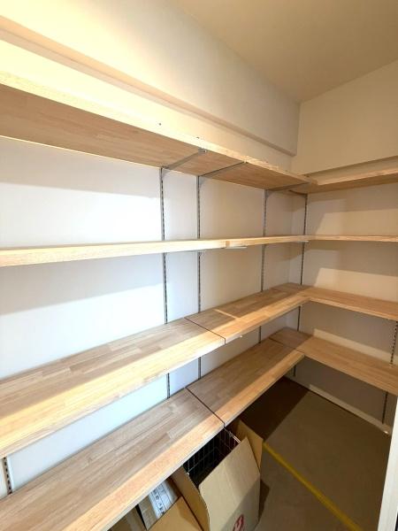 �����s������쉬�E4���ڂ̒��Ã}���V�����̎��[