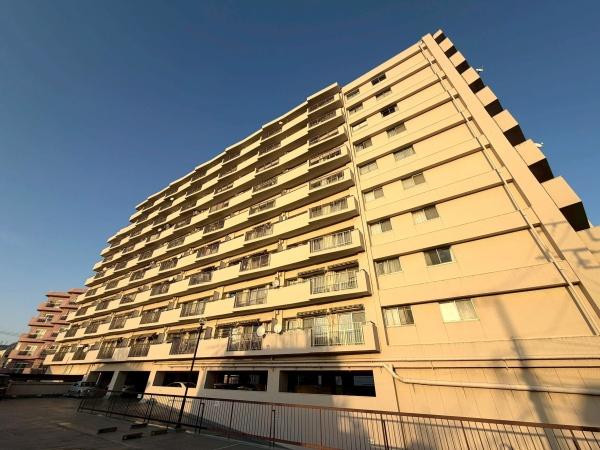 �����s������쉬�E4���ڂ̒��Ã}���V�����̌��n�O�ώʐ^