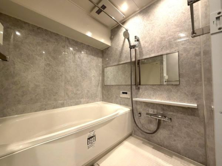 �����s������쉬�E4���ڂ̒��Ã}���V�����̗���