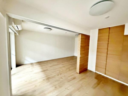 �����s���c�J����3���ڂ̒��Ã}���V�����̃��r���O