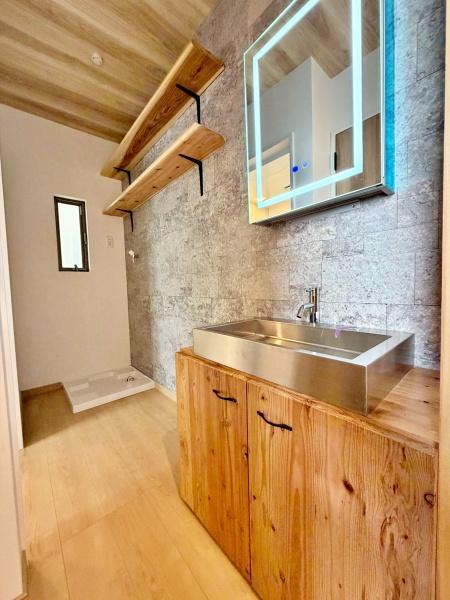 �����s���n��ш�5���ڂ̒��È�ˌ��Ă̐��ʑ�E���ʏ�