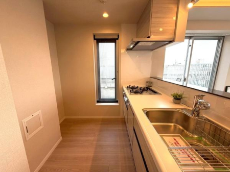 �����s���c�J���k��5���ڂ̒��Ã}���V�����̃L�b�`��