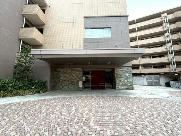 �����s���c�J��r�K4���ڂ̒��Ã}���V�����̃G���g�����X