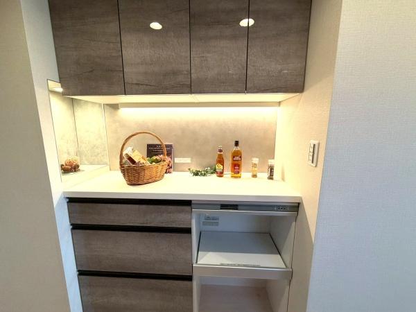 �����s���c�J��r�K4���ڂ̒��Ã}���V�����̃L�b�`��