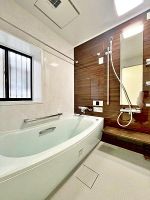 �����s�����q�s���쒬�̒��È�ˌ��Ă̗���