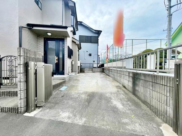 �����s�����q�s���쒬�̒��È�ˌ��Ă̒��ԏ�