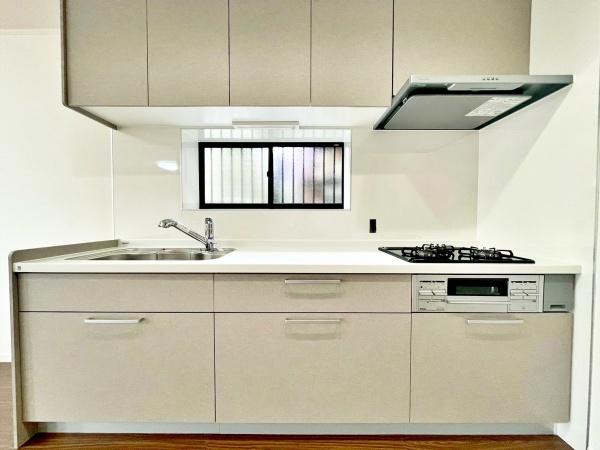 �����s�����q�s���쒬�̒��È�ˌ��ẴL�b�`��