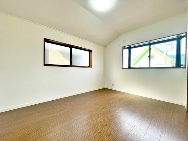 �����s�����q�s���쒬�̒��È�ˌ��Ă̗m��