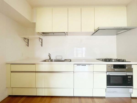 �����s�����s�����u3���ڂ̒��Ã}���V�����̃L�b�`��