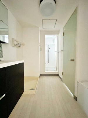 �����s�����s�����u3���ڂ̒��Ã}���V�����̐��ʑ�E���ʏ�