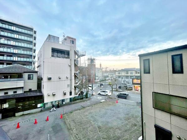 �����s�����q�s���_��3���ڂ̒��Ã}���V�����̃o���R�j�[