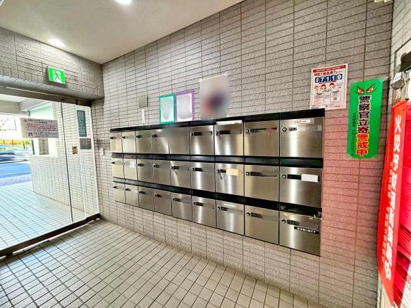 �����s�����{��6���ڂ̒��Ã}���V�����̃G���g�����X