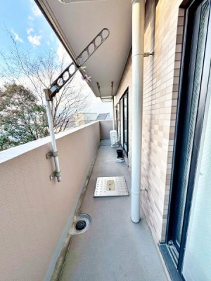 �����s�����q�s�Ǖ����̒��Ã}���V�����̃o���R�j�[