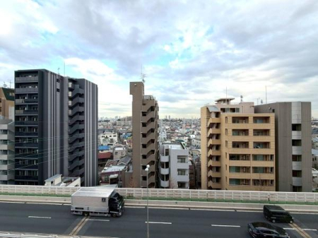 �����s���c�J���n2���ڂ̒��Ã}���V�����̏Z�˂���̒��]�ʐ^