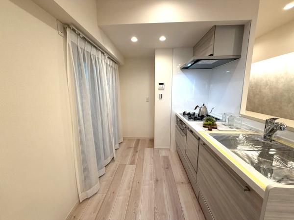 �����s���c�J���n2���ڂ̒��Ã}���V�����̃L�b�`��