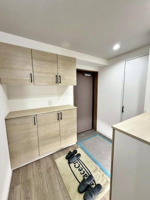 �����s������s�֑O2���ڂ̒��Ã}���V�����̌���