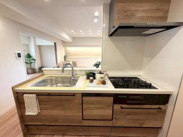 �����s���c�J����4���ڂ̒��Ã}���V�����̃L�b�`��