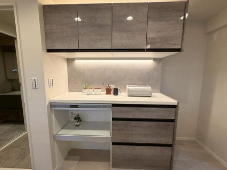 �����s�V�h�捂�c�n��4���ڂ̒��Ã}���V�����̃L�b�`��