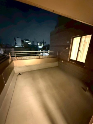 �����s���n��H��2���ڂ̒��Ã}���V�����̃o���R�j�[