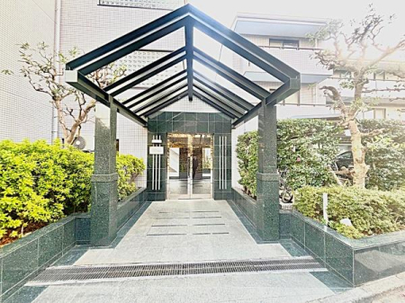 �����s���n��ΐ_���1���ڂ̒��Ã}���V�����̃G���g�����X