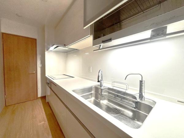 �����s���n��ΐ_���1���ڂ̒��Ã}���V�����̃L�b�`��