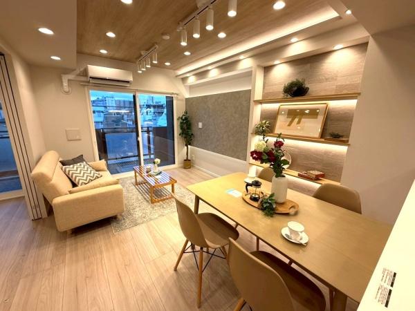 �����s�V�h��㗎��1���ڂ̒��Ã}���V�����̃��r���O