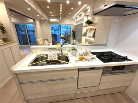 �����s�V�h��㗎��1���ڂ̒��Ã}���V�����̃L�b�`��