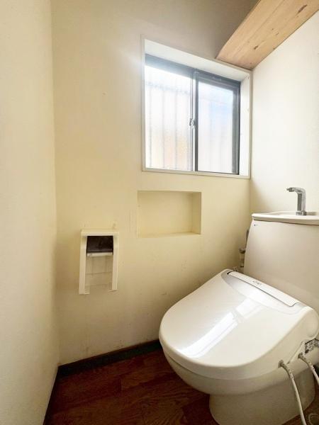 �����s�����q�s�������q��3���ڂ̒��È�ˌ��Ẵg�C��